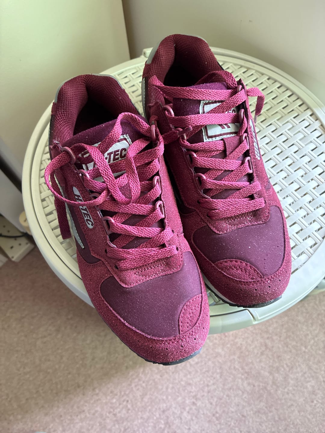 Customer photo review of Mens Silver Shadow Trainers