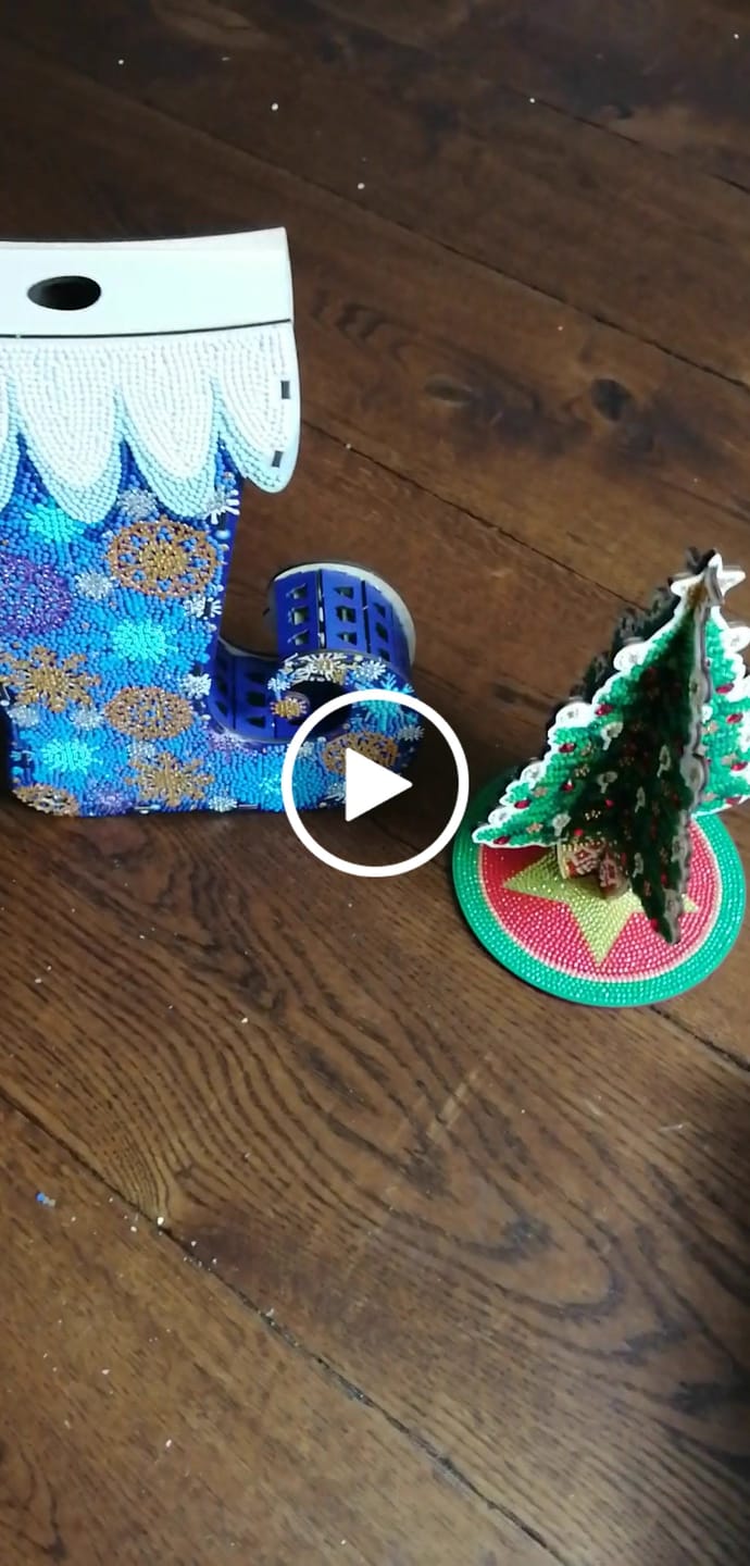 Customer video review of Christmas Crystal Art Mystery Box