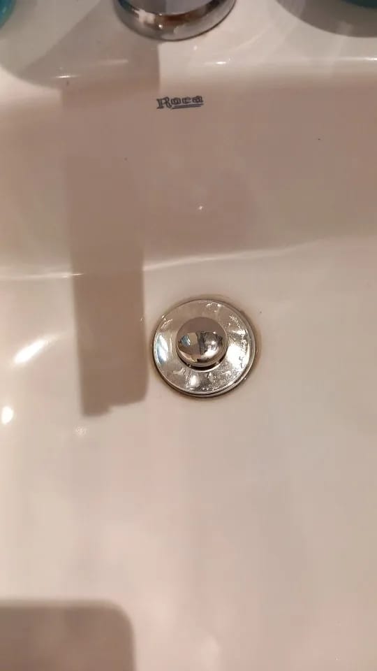Customer photo review of Calviro SafeCatch™ Wastafelstop