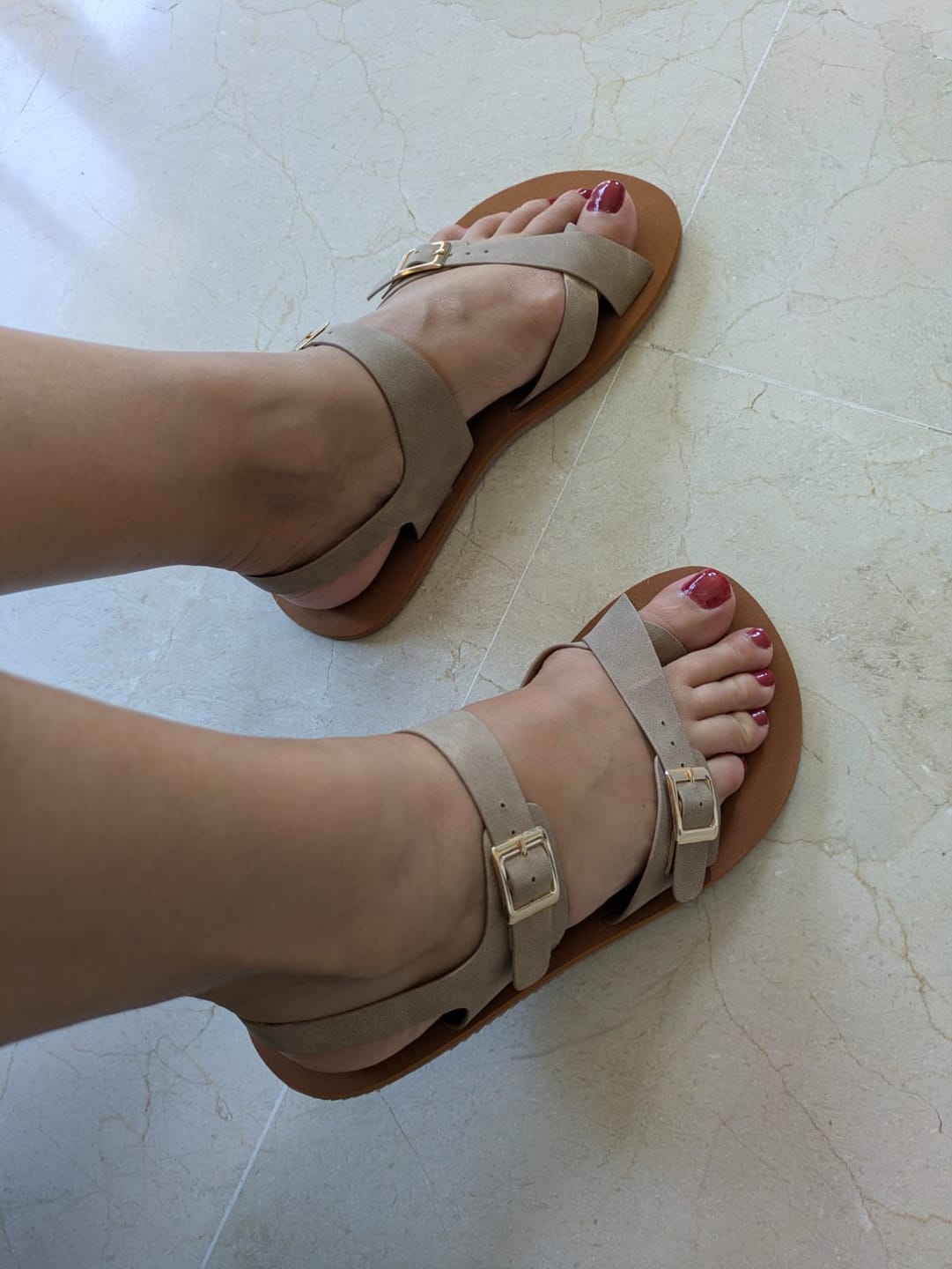 Customer photo review of Glow II - Barefoot Sandalias