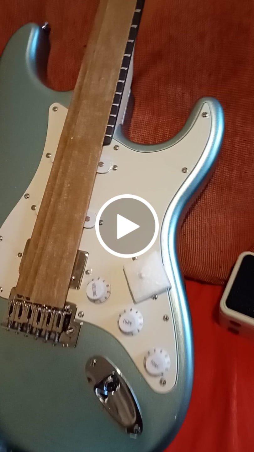 Customer video review of Donner DST-152 Guitare Électrique avec Ampli et Housse