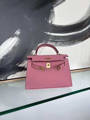 Customer photo review of LONDON BAG