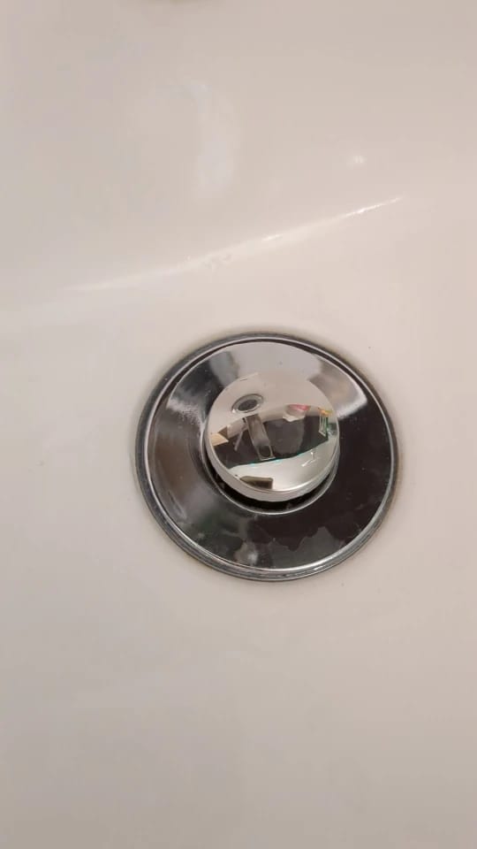 Customer photo review of Calviro SafeCatch™ Wastafelstop