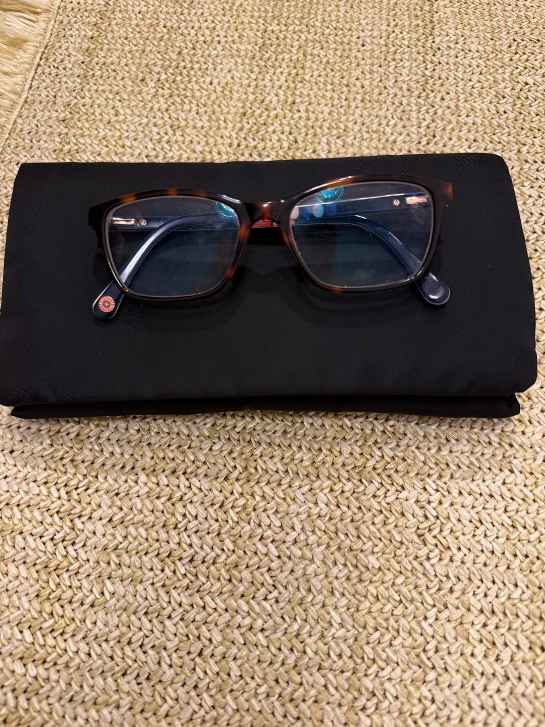 Customer photo review of נרתיק משקפיים ורונה
