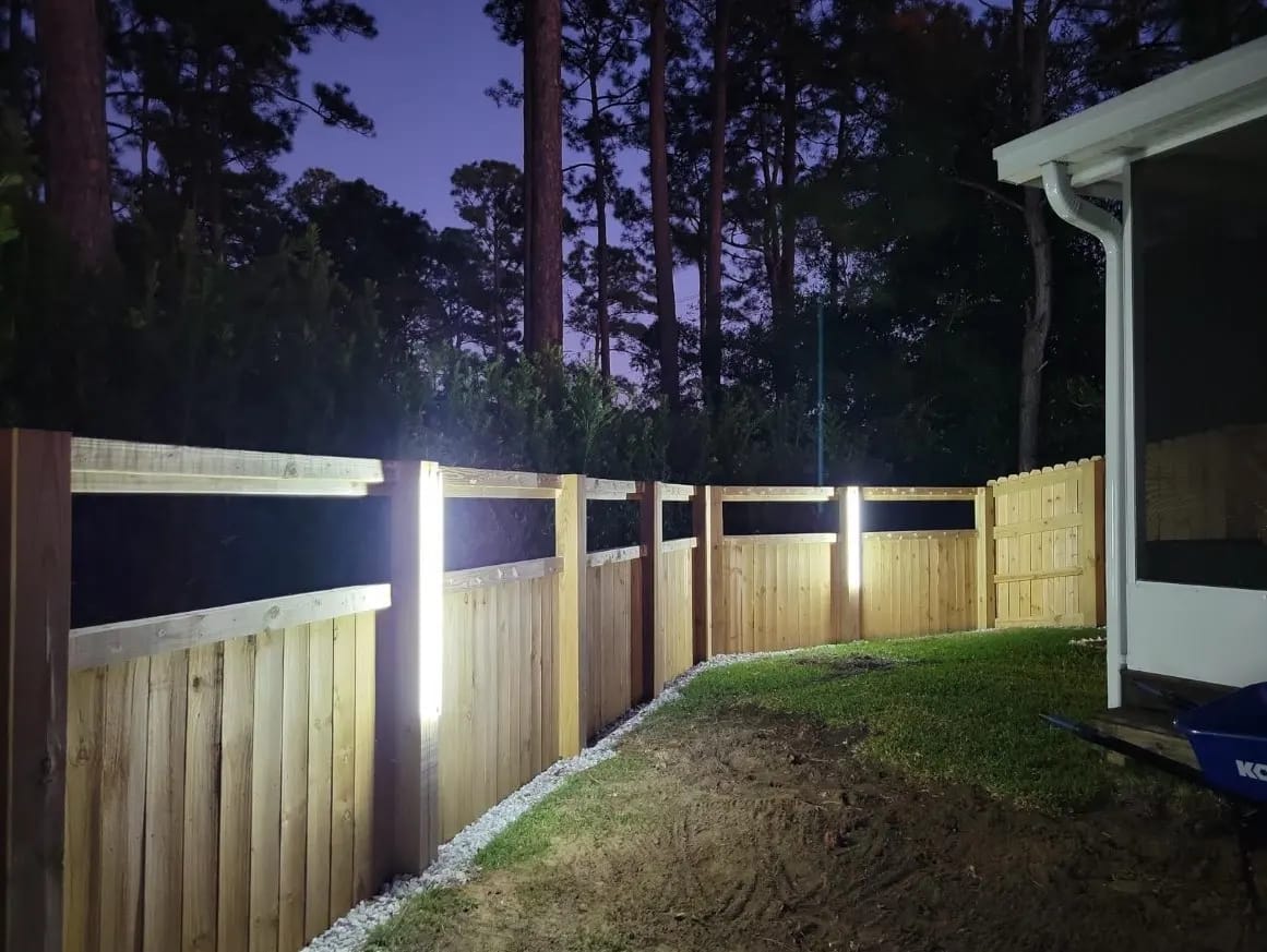 Customer photo review of United Linear LED Outdoor Wall Light, 60–240cm, Dimmable RGB & Warm White