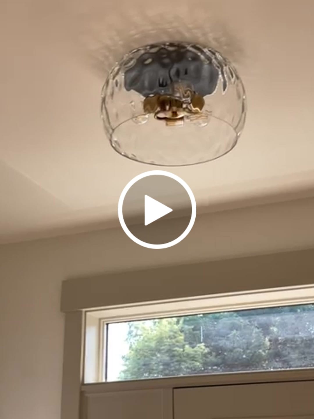 Customer video review of 3-Light Wide Bowl Hammered Glass Round Flush Mount