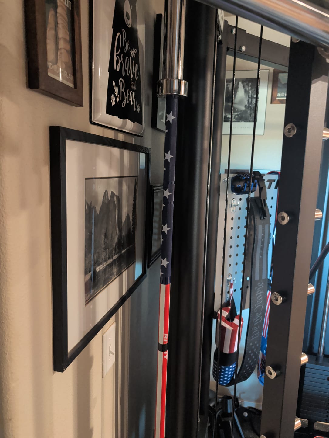 Customer photo review of RitFit Patriotic Star Olympic Bar 20KG