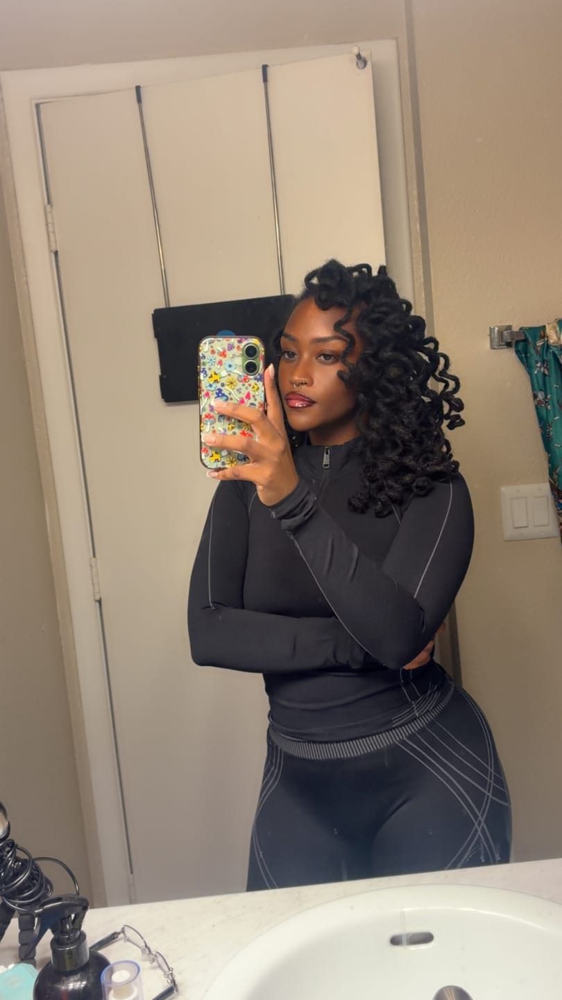 Customer photo review of W5197 Batman Seamless Pullover