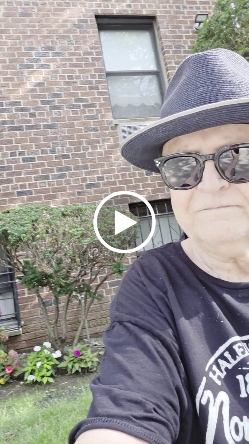 Customer video review of ANDO