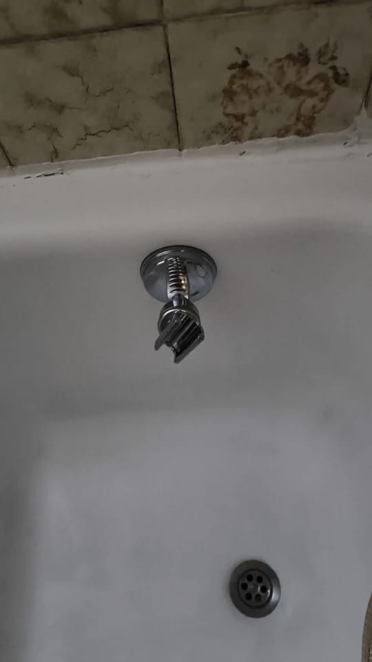 Customer photo review of Adjustable Suction Cup Shower Head Holder (No Drill)