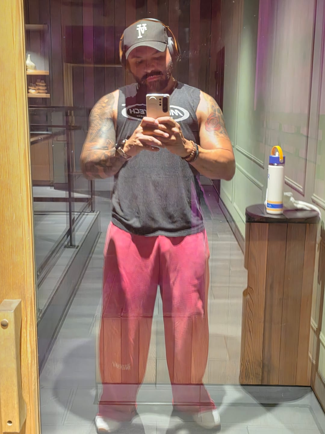 Customer photo review of 2129 - Core Baggy Sweats