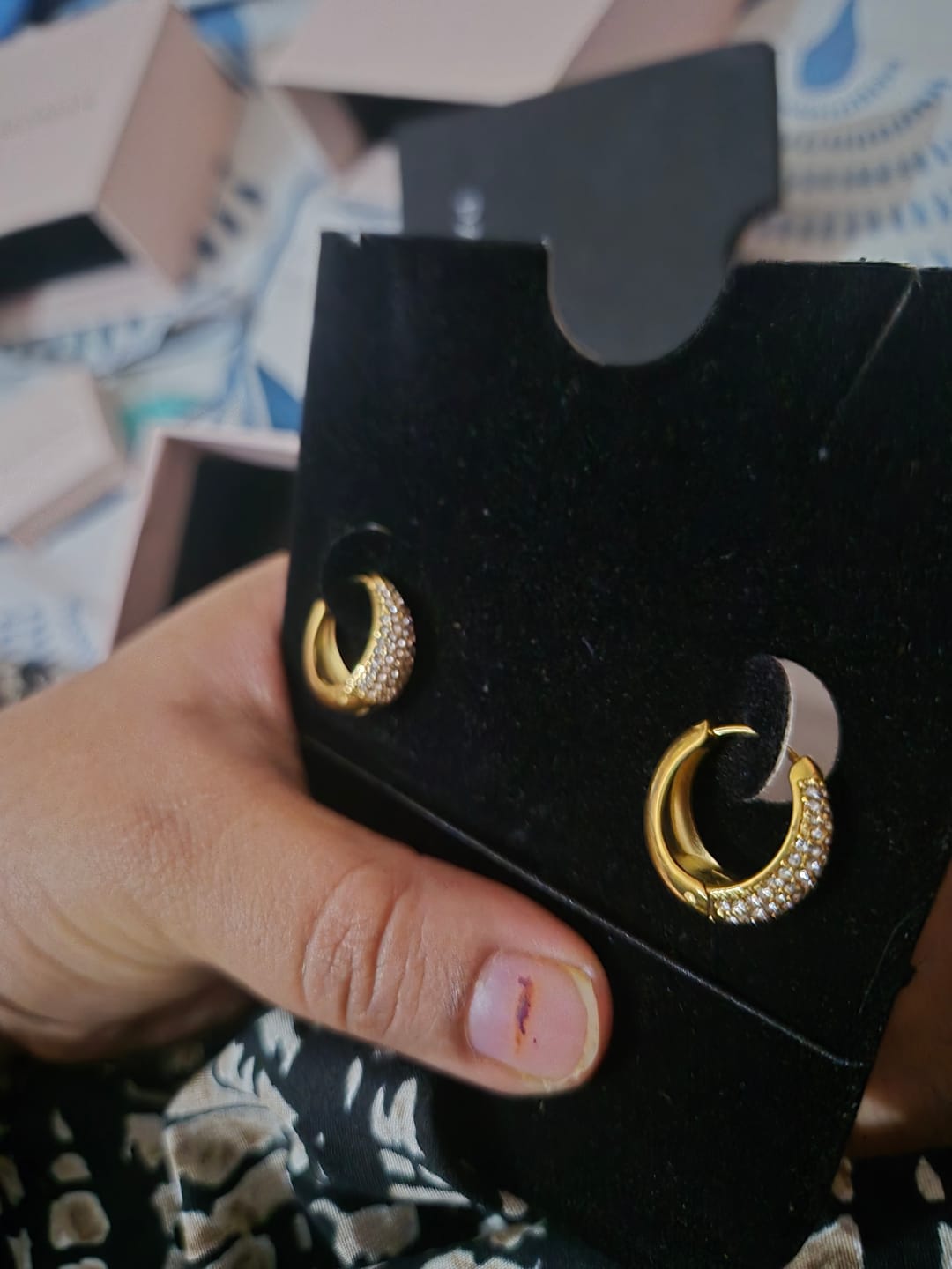 Customer photo review of Gleam Line Minimal Hug Hoops
