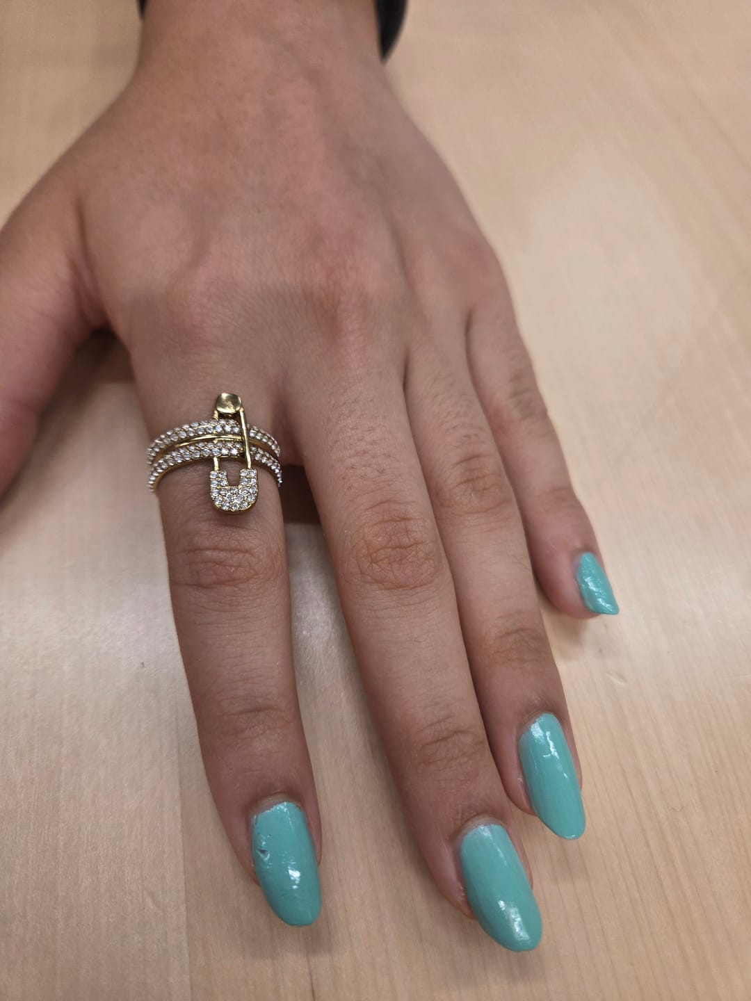 Customer photo review of Pave Flow Safety Ring 14K Vergoldung