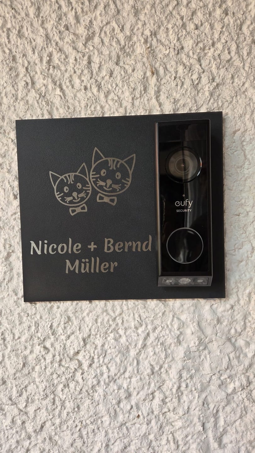 Customer photo review of Eufy E340 Dekorschild V2A Edelstahl - 18x20cm & 22x10cm - Laserravur & UV-Druck möglich