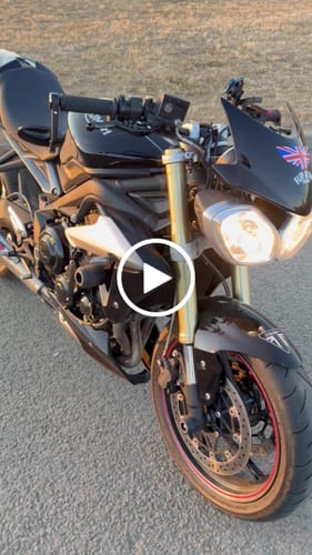Customer video review of Triumph Street Triple 675/765