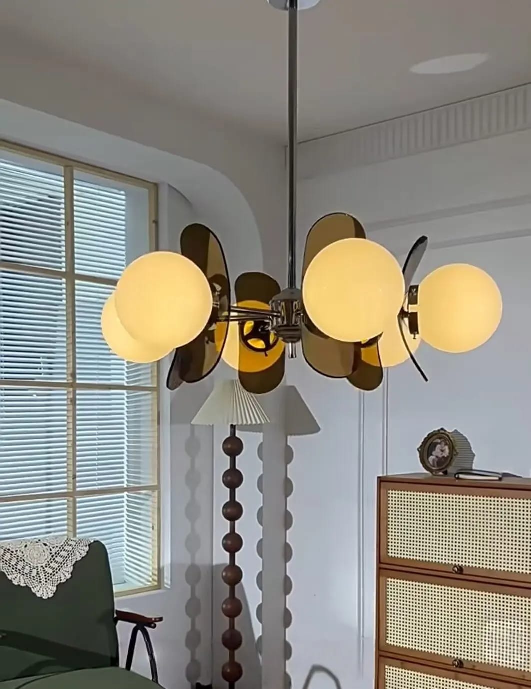 Customer photo review of Sputnik Chandelier, Iron Frame, Glass Shades, E26/E27, Chrome Finish