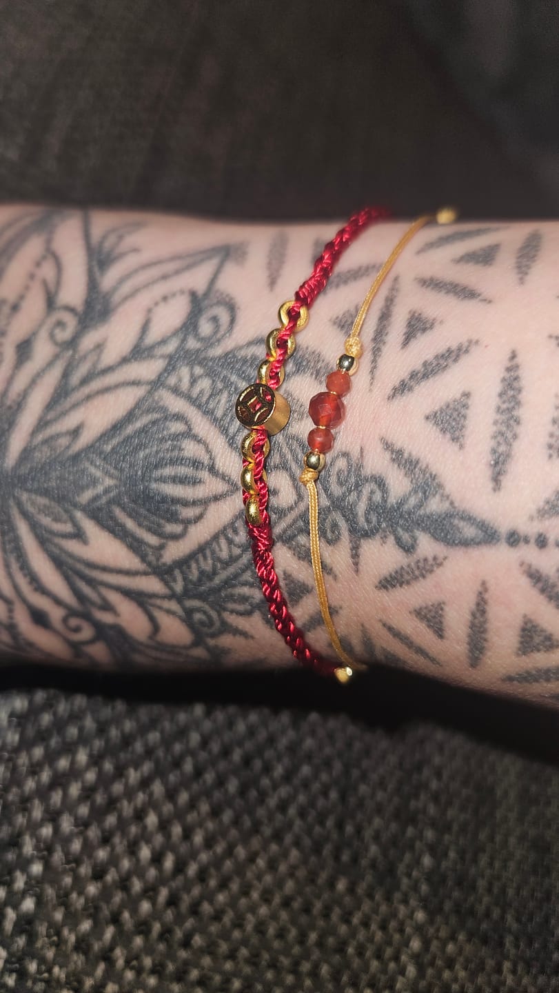 Customer photo review of Tibetisches Wunscharmband