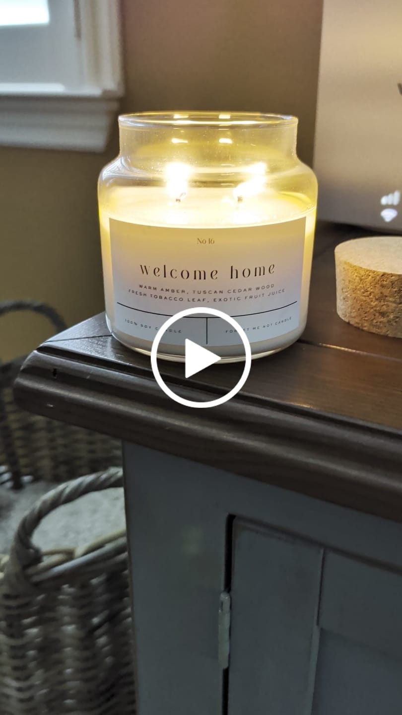 Customer video review of welcome home 22 oz glass candle
