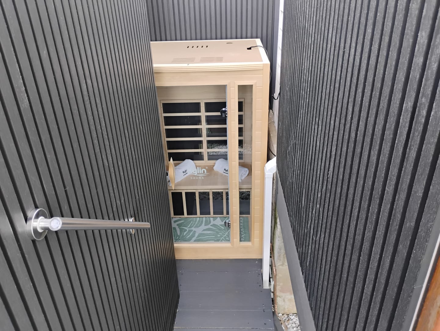 Customer photo review of Kylin Low EMF Premium Carbon Far Infrared Sauna 2 people - K8202