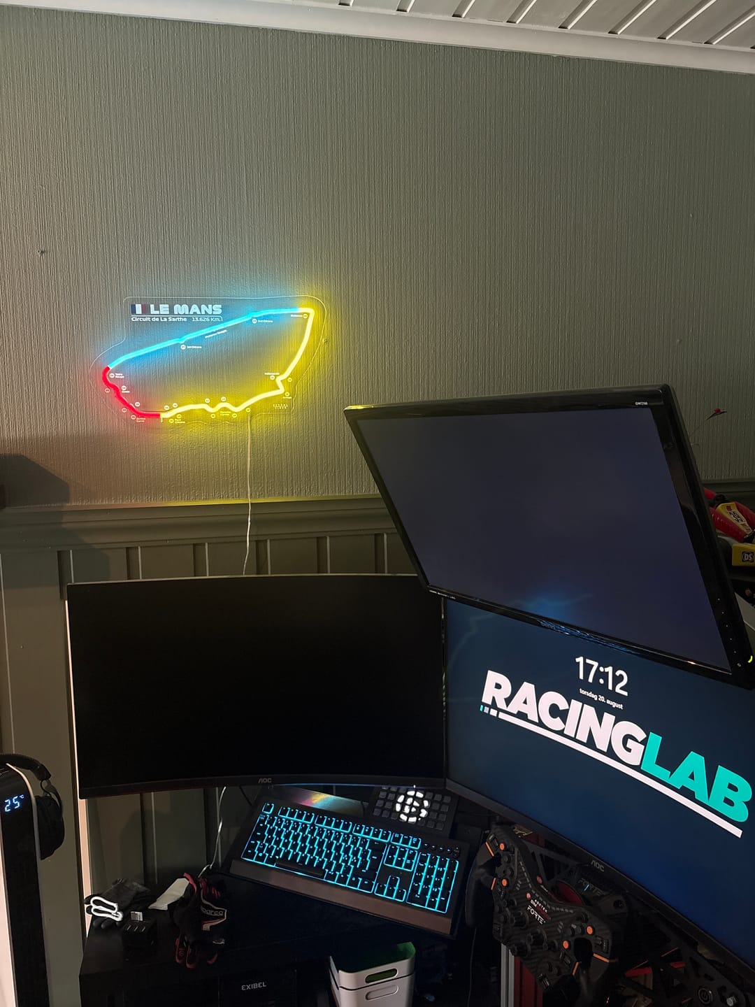 Customer photo review of Circuit de la Sarthe Neon Race Track