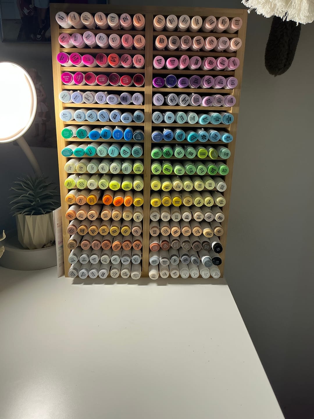 Customer photo review of Ohuhu Bamboo Marker Organizer