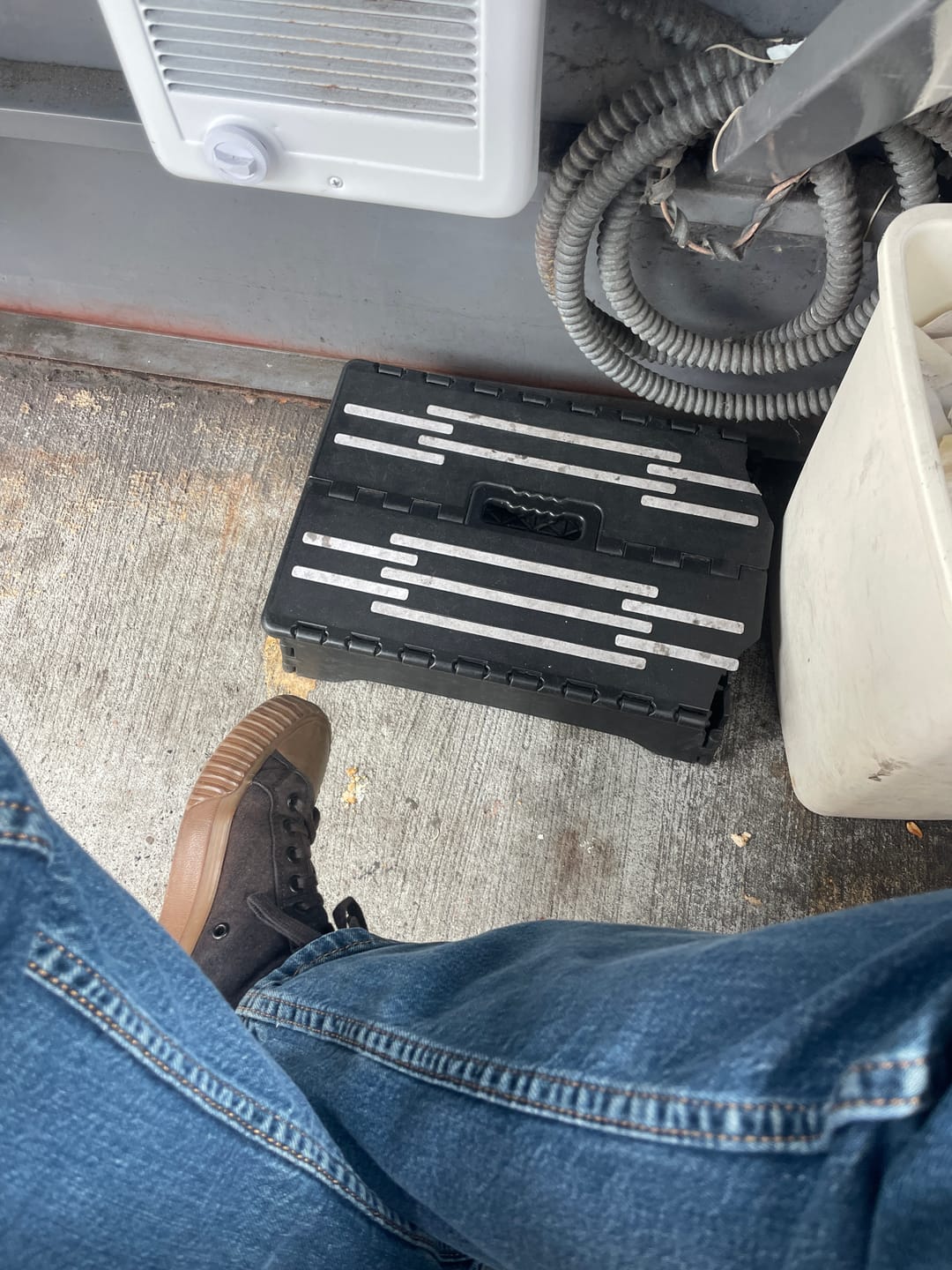 Customer photo review of Center High-Top Black/Gum