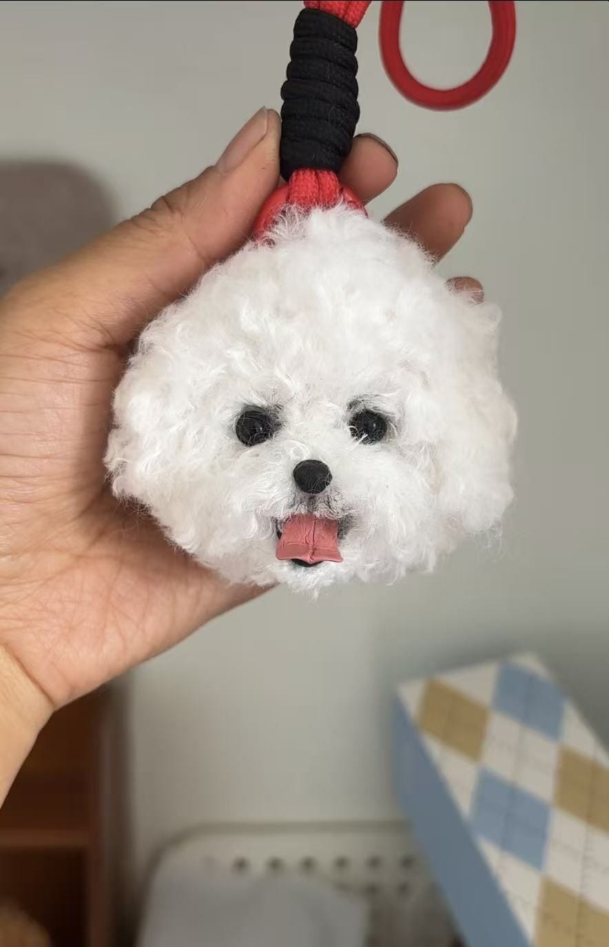 Customer photo review of Custom-made plush pet head pendant