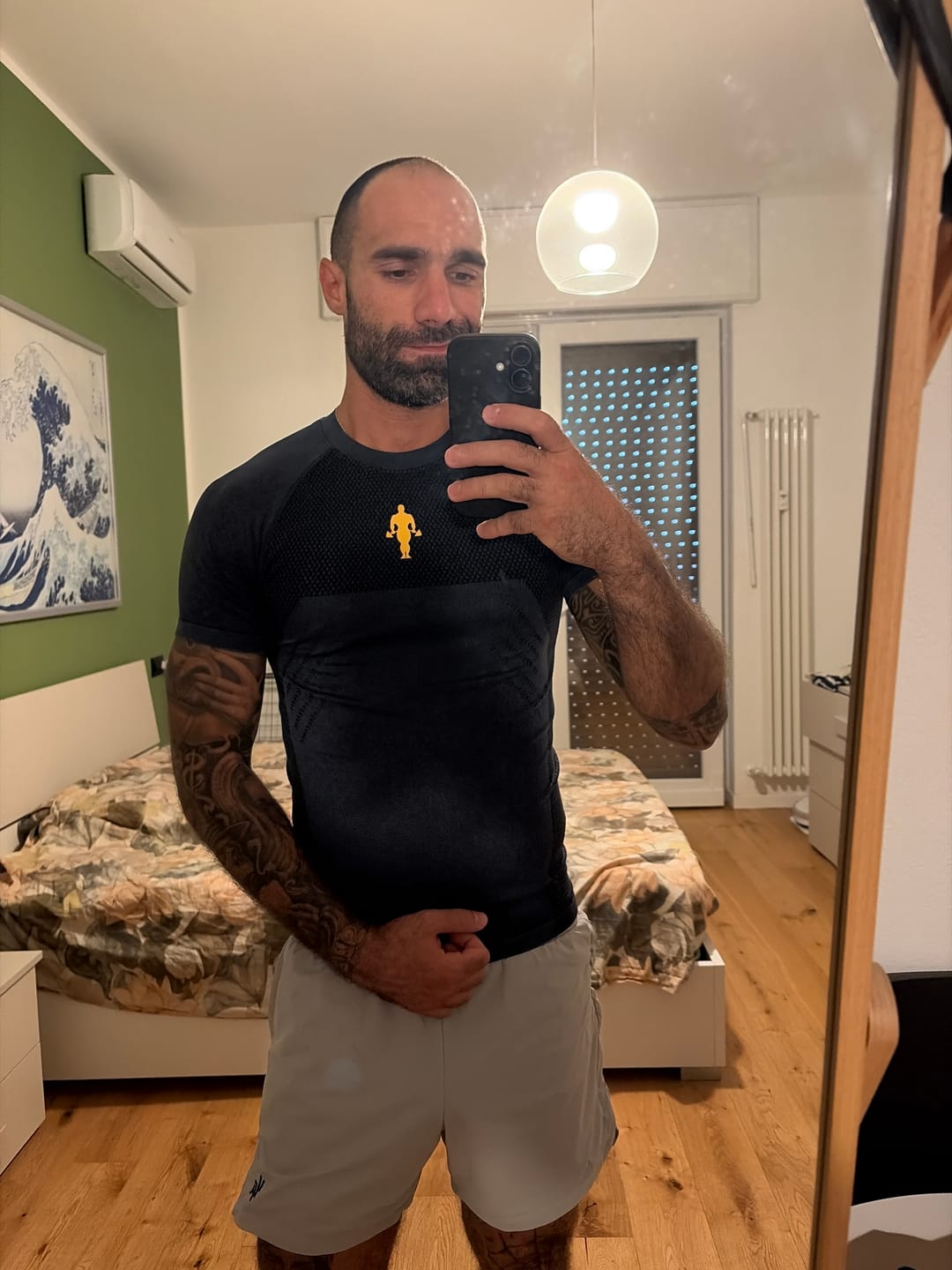 Customer photo review of 4286 - Gold's Iron Legacy Compression Tees
