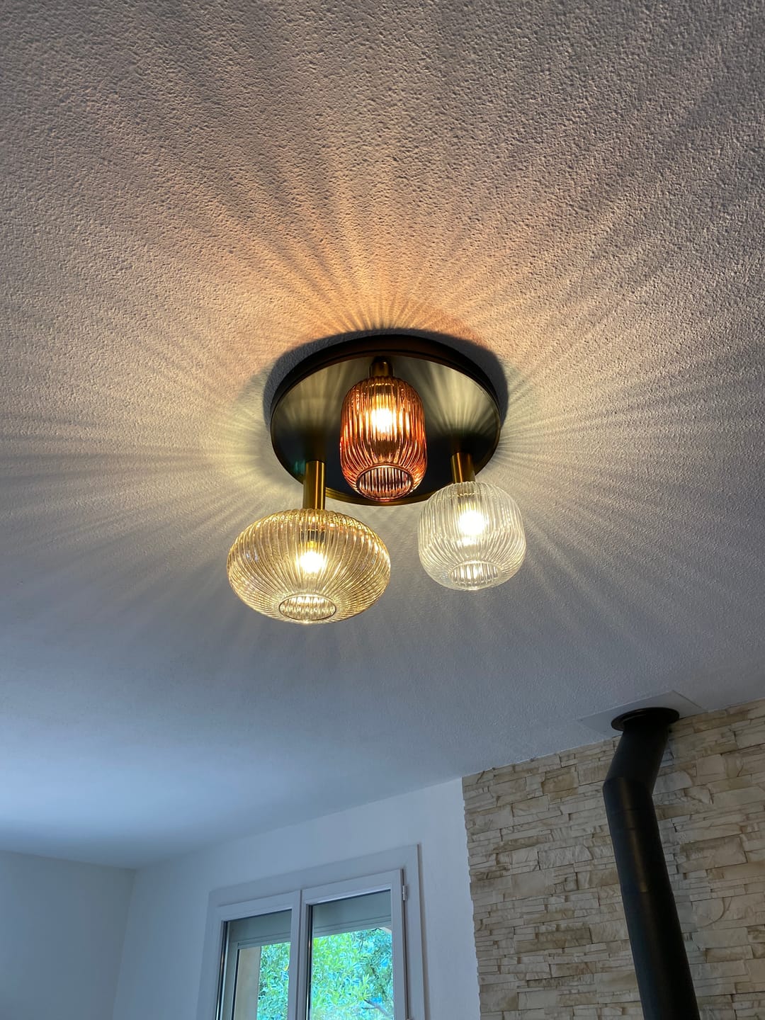 Customer photo review of Plafonnier en verre vintage CRISTALI | 3 luminaires à personnaliser