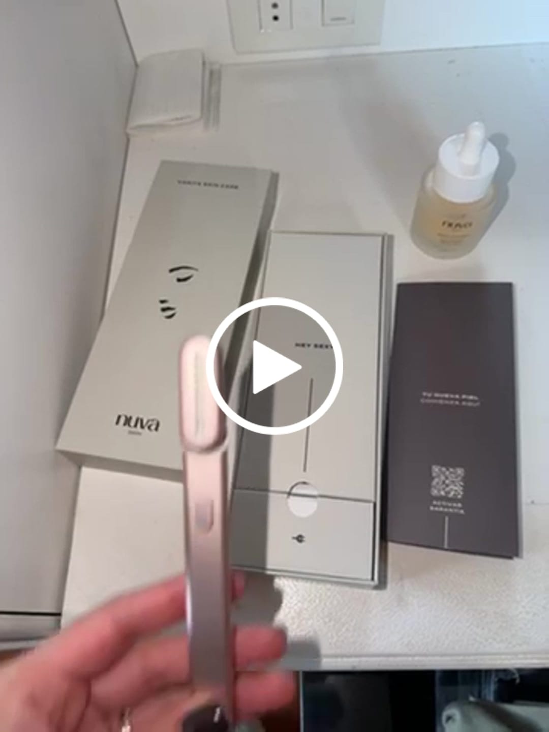 Customer video review of Infinite Glow