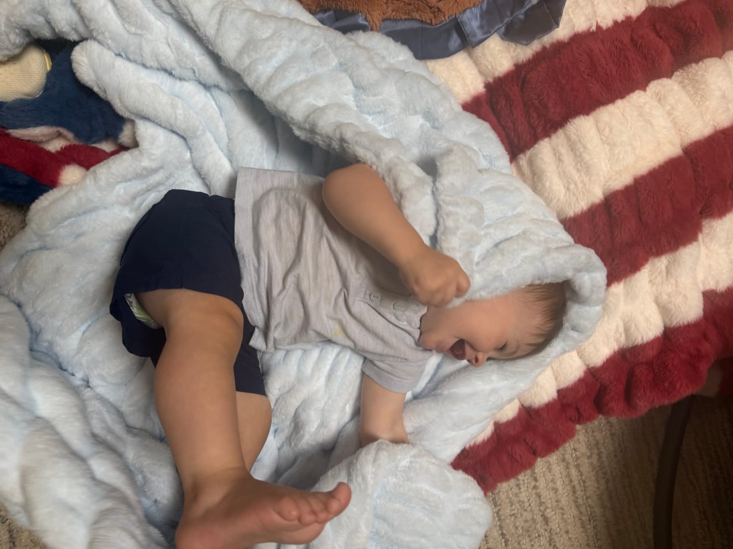 Customer photo review of Hugs Light Shaved Ice Blanket