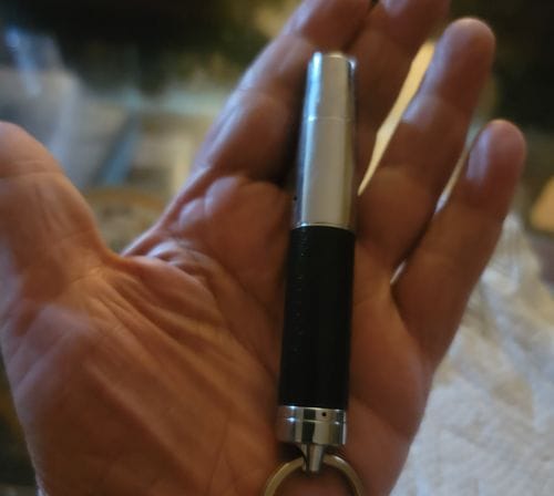 Customer photo review of AirVape OM Keychain WaxPen