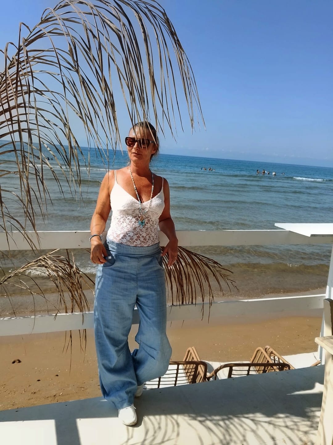 Customer photo review of Pantalone Barrel Donna Azzurro