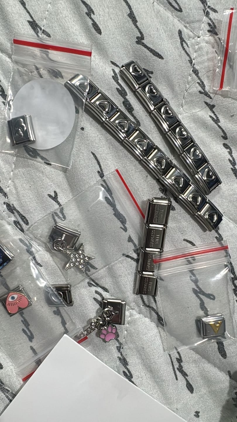 Customer photo review of Charm Ojo suerte