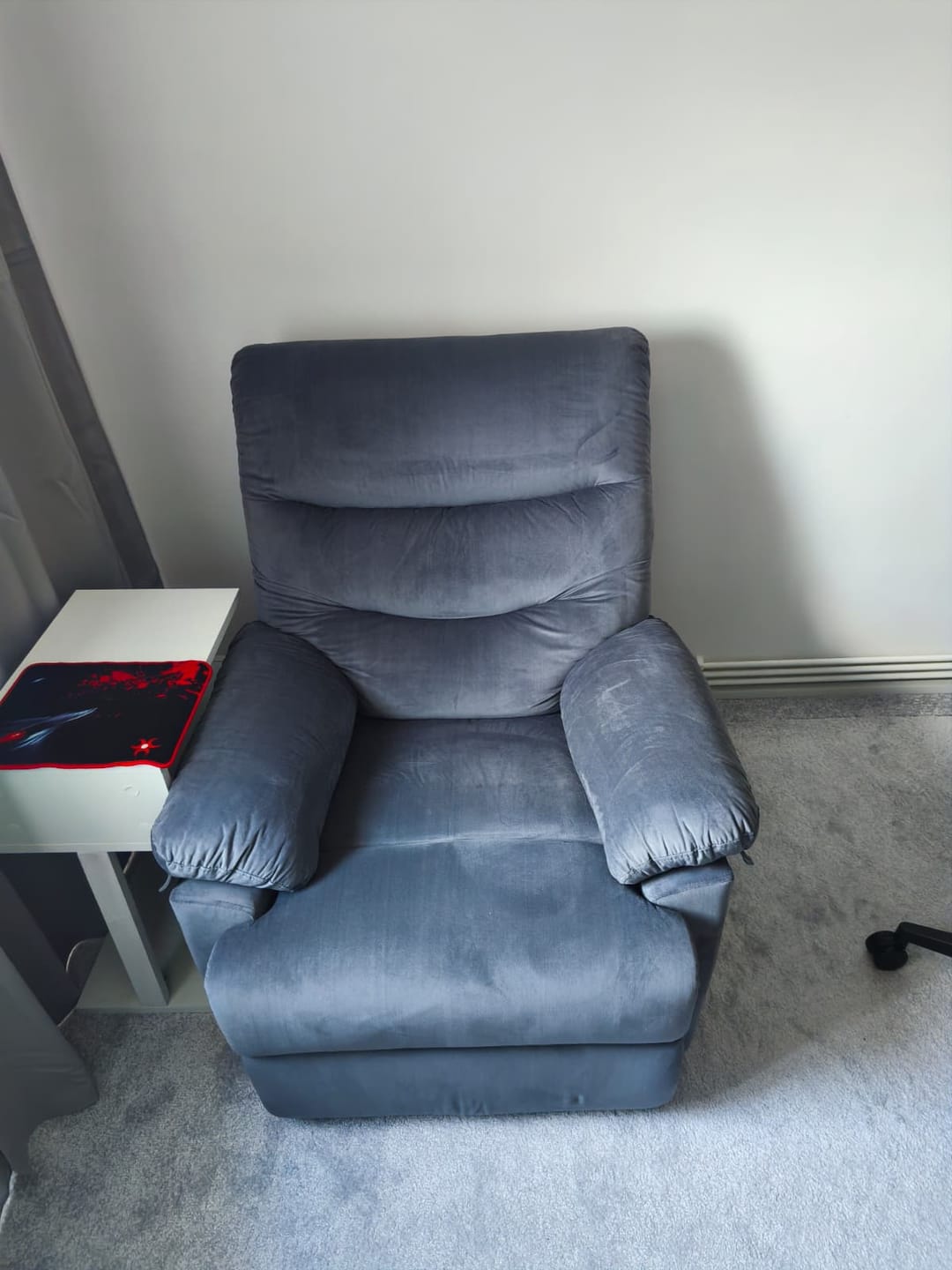 Customer photo review of Fotoliu cu recliner DRAGER, gri/negru, stofa catifelata/metal, 88x90/160x105 cm