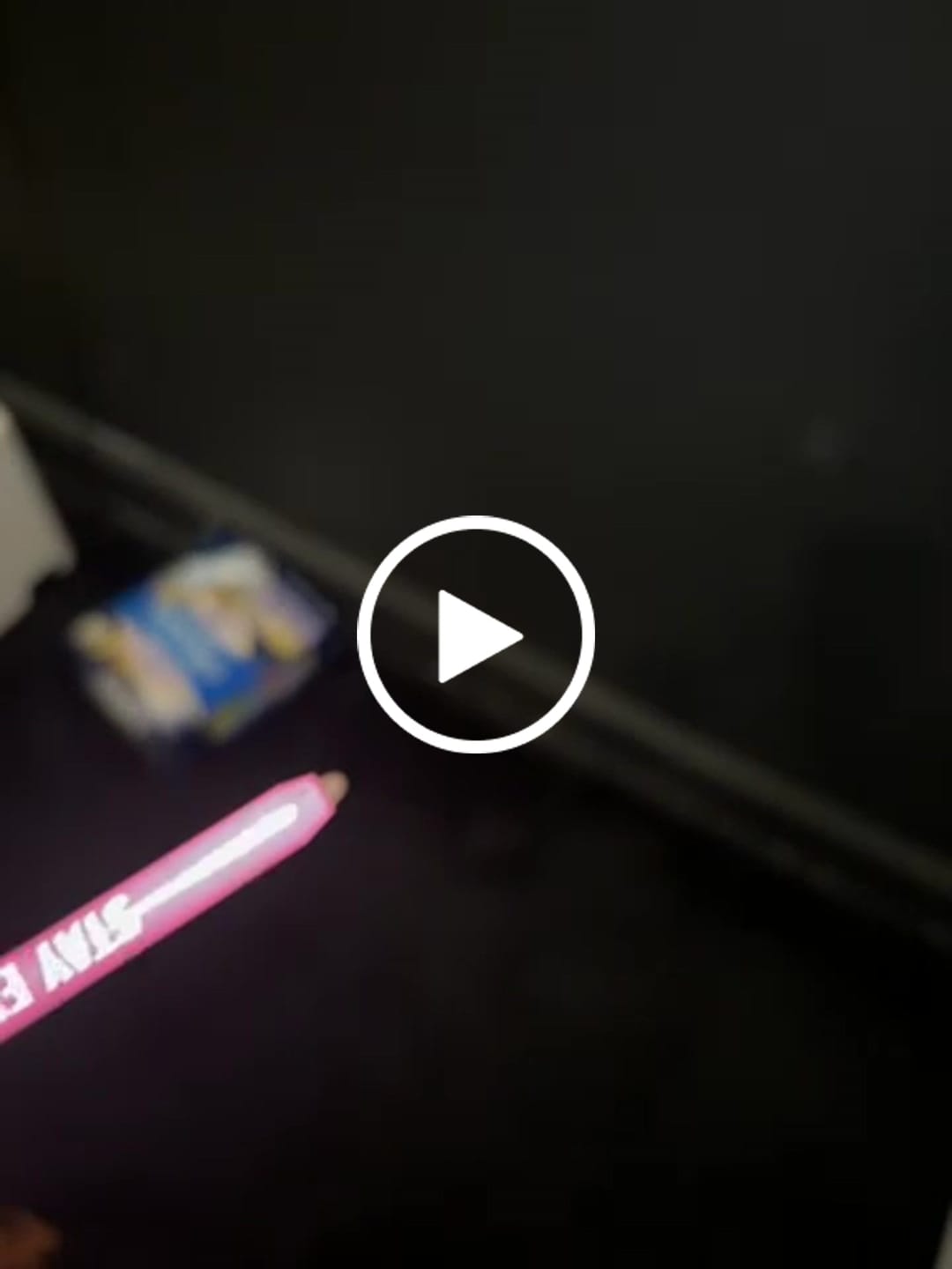 Customer video review of NICKA K New York Stay Ever Gel Lip Liner