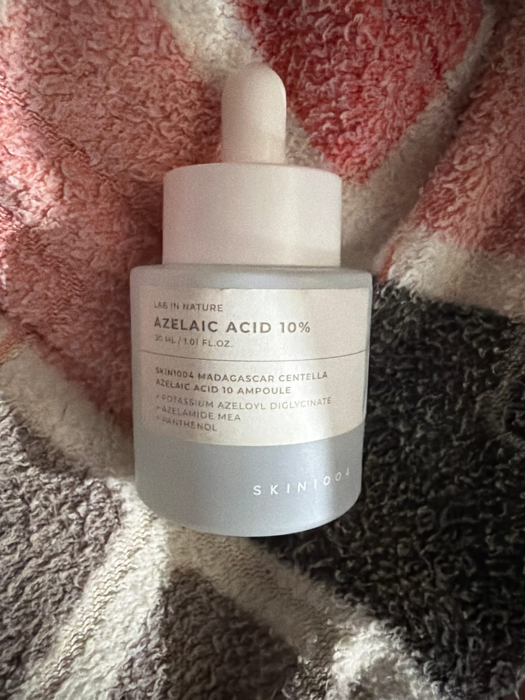 Customer photo review of SKIN1004 - Madagascar Centella Azelaic Acid 10 Ampoule 30 ML |  Suero Concentrado Antiacne