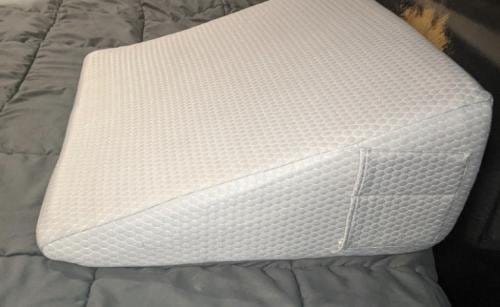 Customer photo review of Oreiller Ergonomique – Le confort idéal pour des nuits plus reposantes