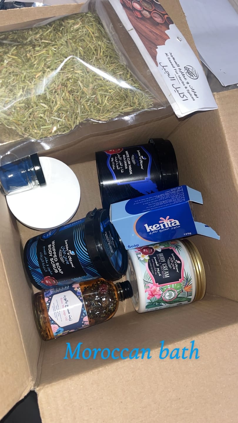 Customer photo review of Whipped Soap Body Scrub Nila Zarka صابون ومقشر للجسم بالنيلة الزرقاء