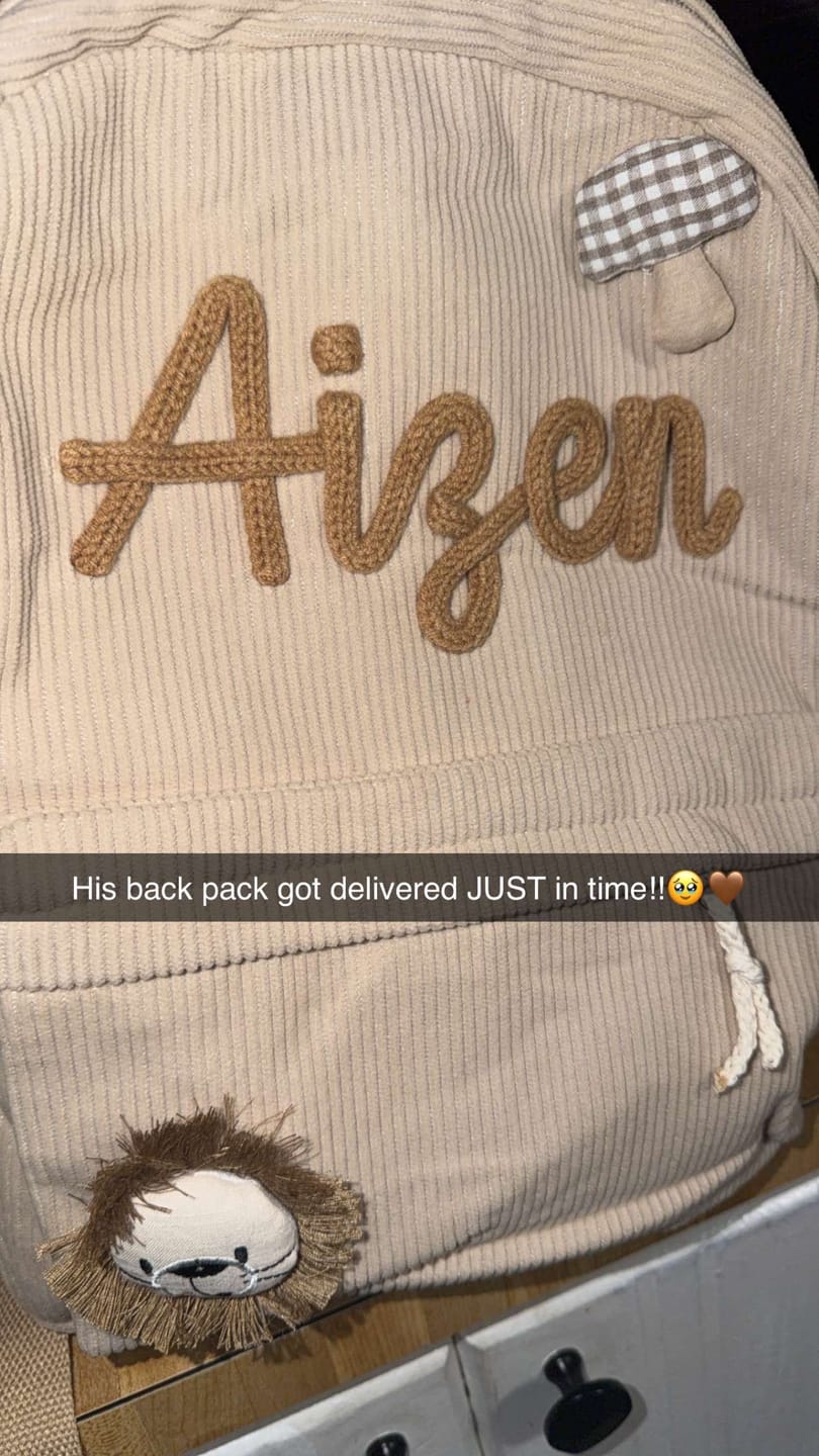 Customer photo review of K&C - Personalized Knitted Backpack