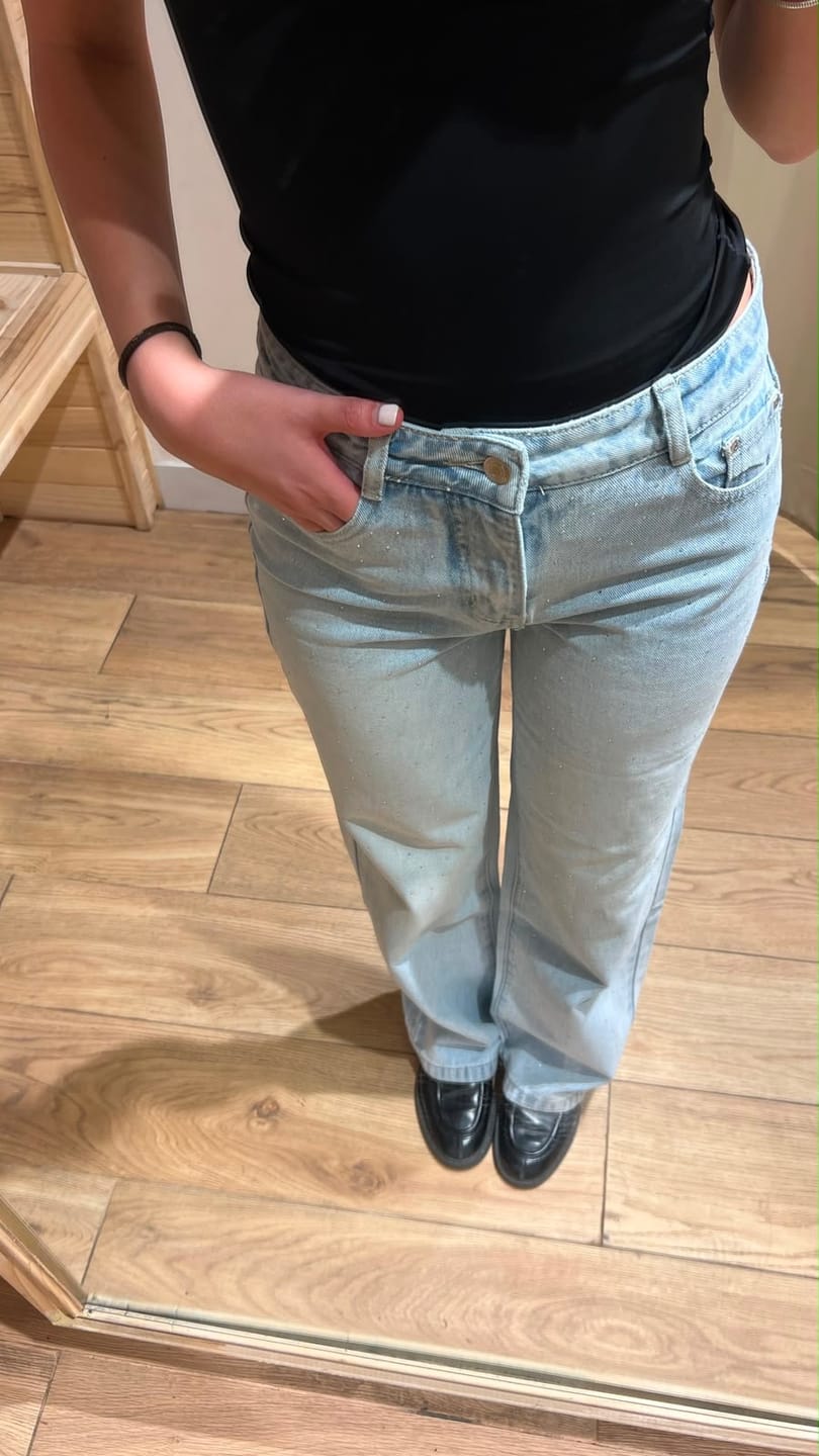 Customer photo review of Pantalón Strass Light Blue