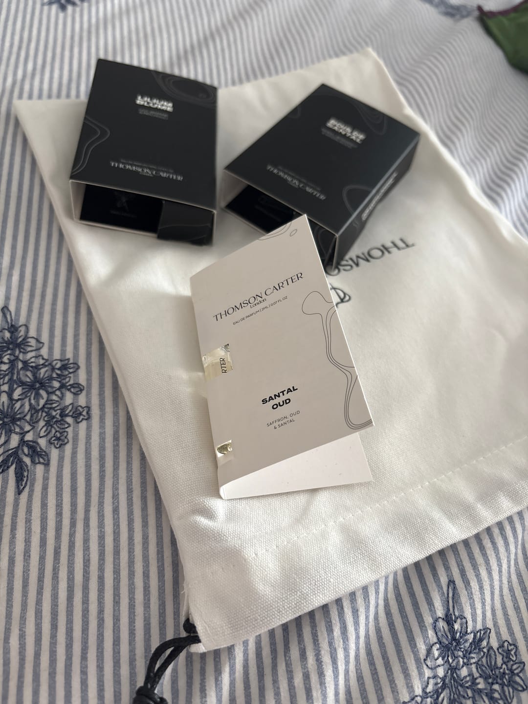 Customer photo review of Santal Oud | Eau de Parfum | 2ml