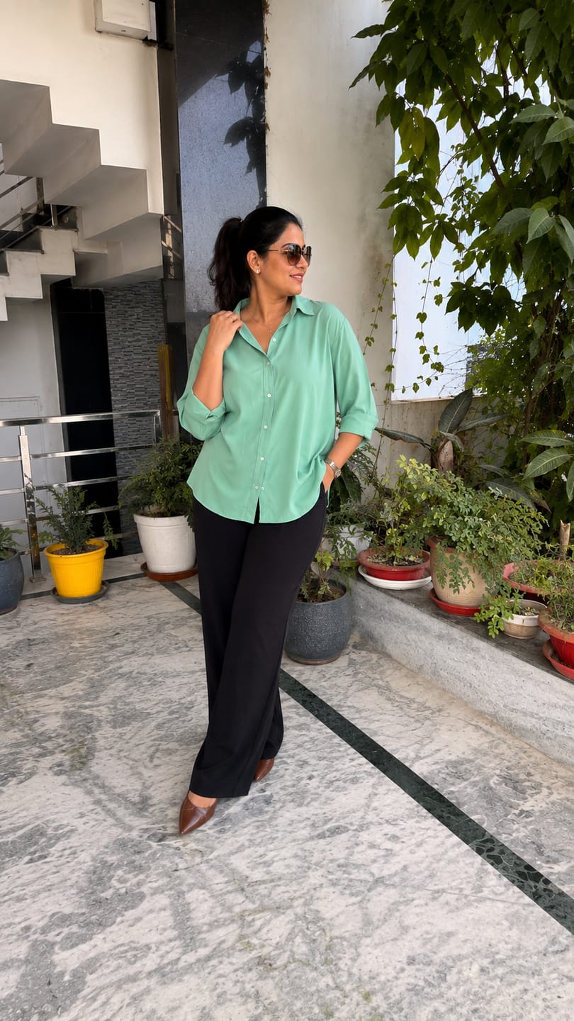 Customer photo review of MINT - PLAIN WOMEN SHIRT