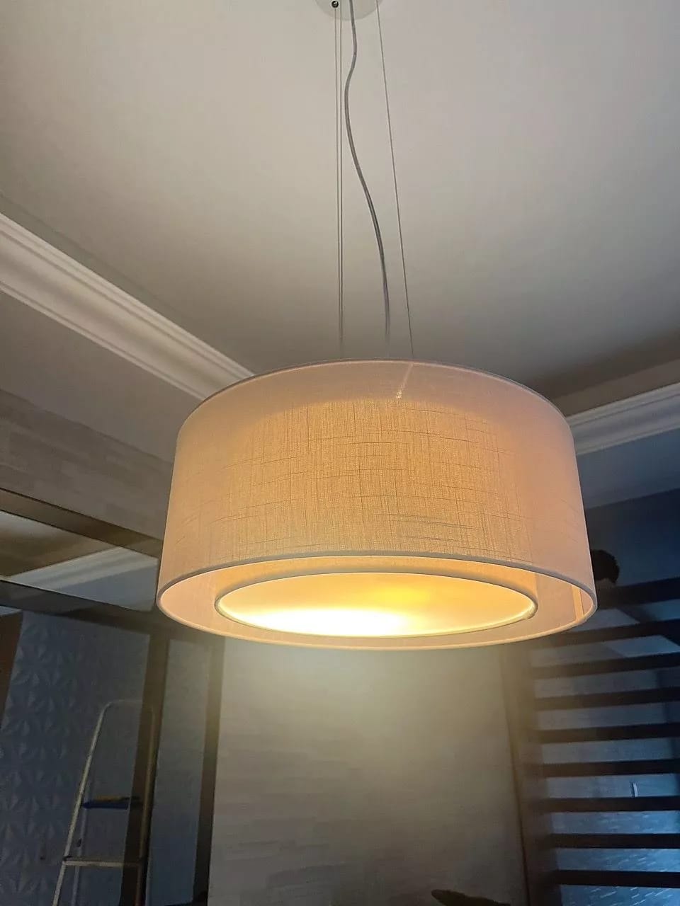 Customer photo review of Luminária Pendente de Teto com Cúpula Dupla em Linho 40cm