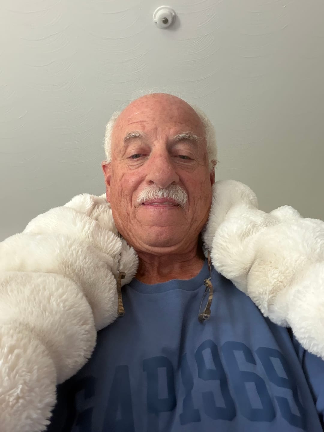 Customer photo review of Extreme Ultra Cloud Ancient Scroll Blanket