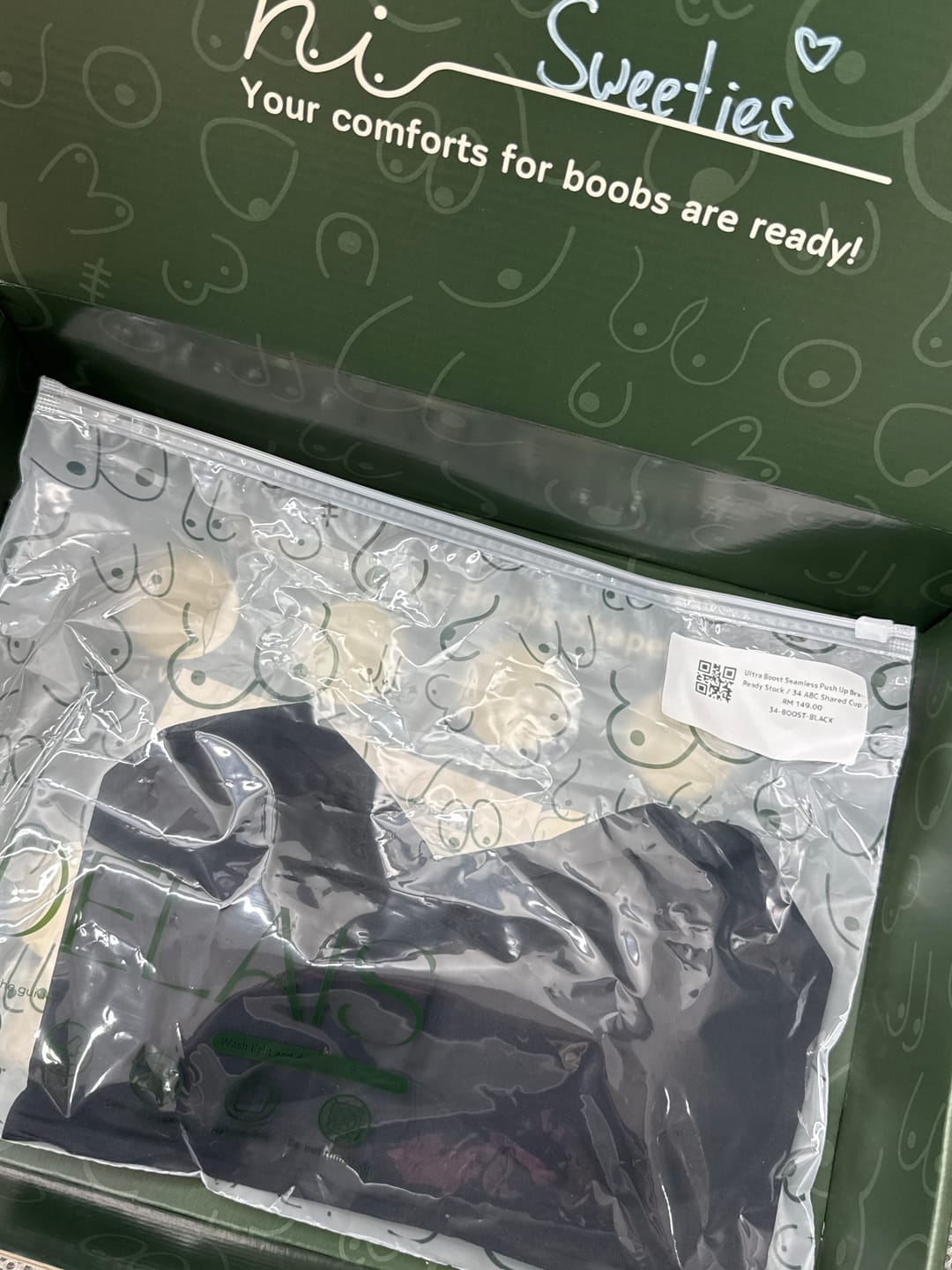 Customer photo review of Ultra Boost Seamless Push Up Bra In Black