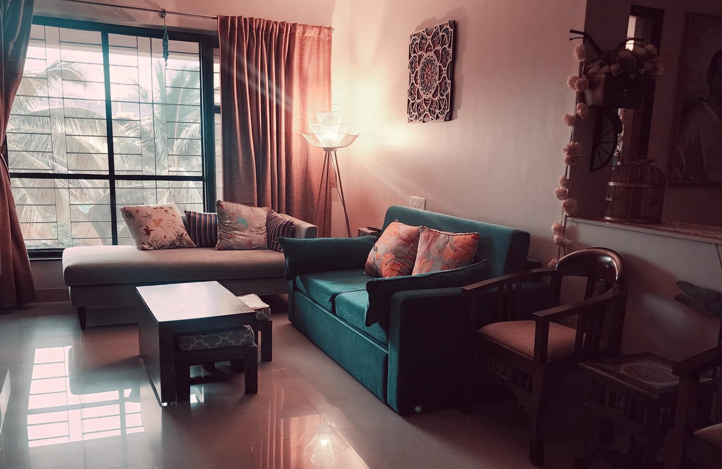 Customer photo review of Mallawi Metal Floor Lamp