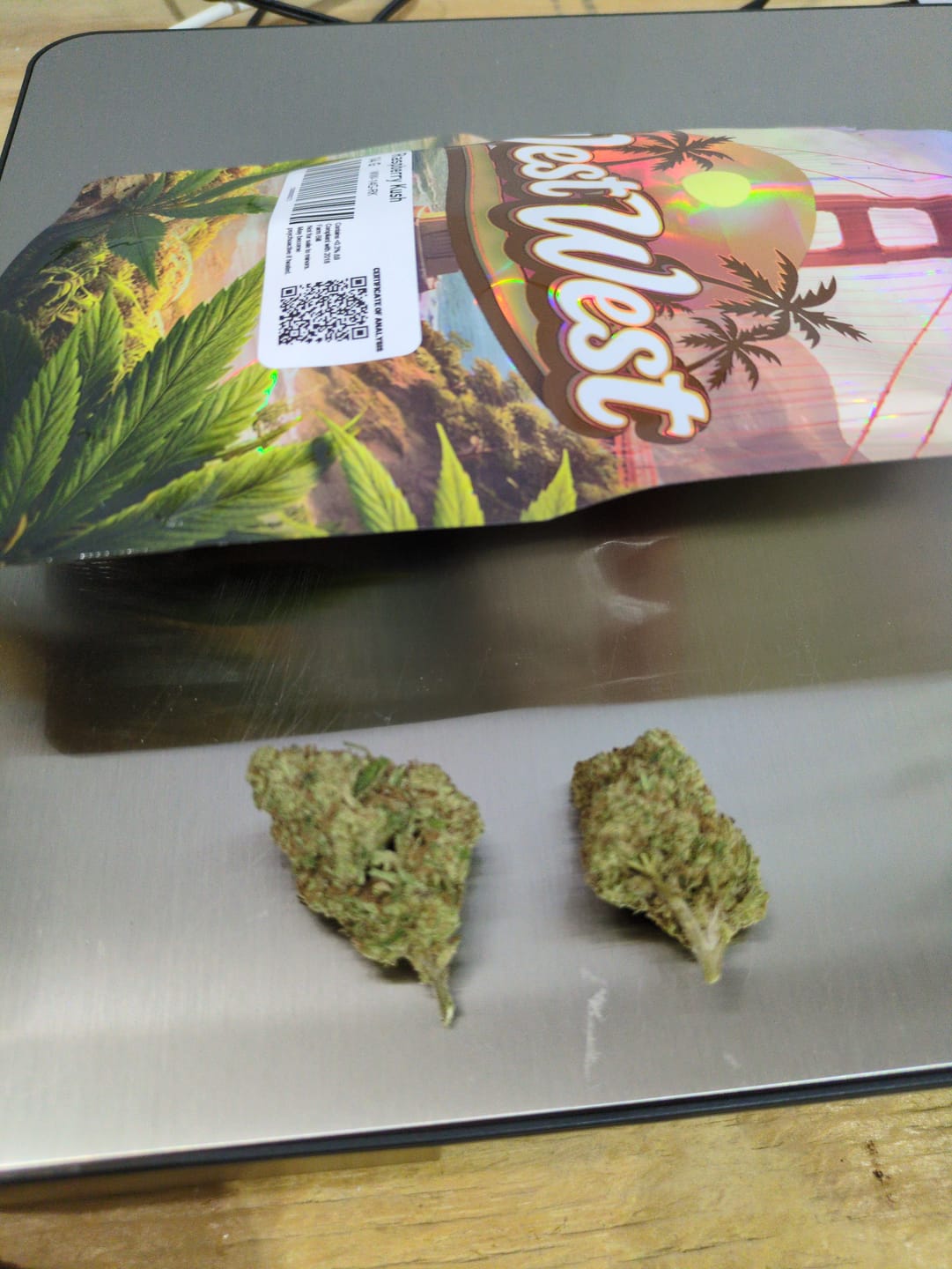 Customer photo review of West West Brand - Raspberry Kush - 14 Grams - Indica