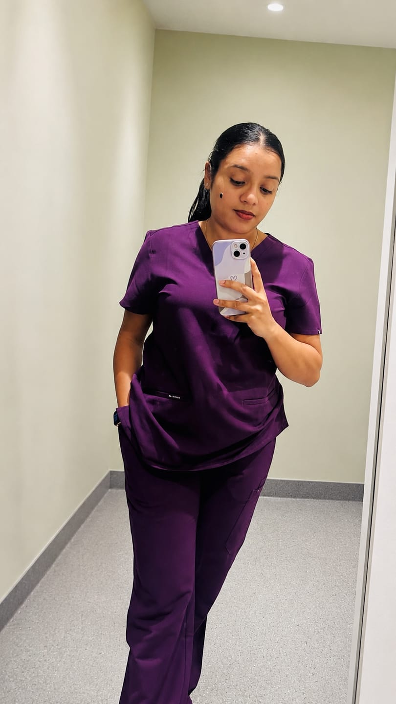 Customer photo review of ELIZABETH Two Pocket Scrub Top - Aubergine | SLTECH™