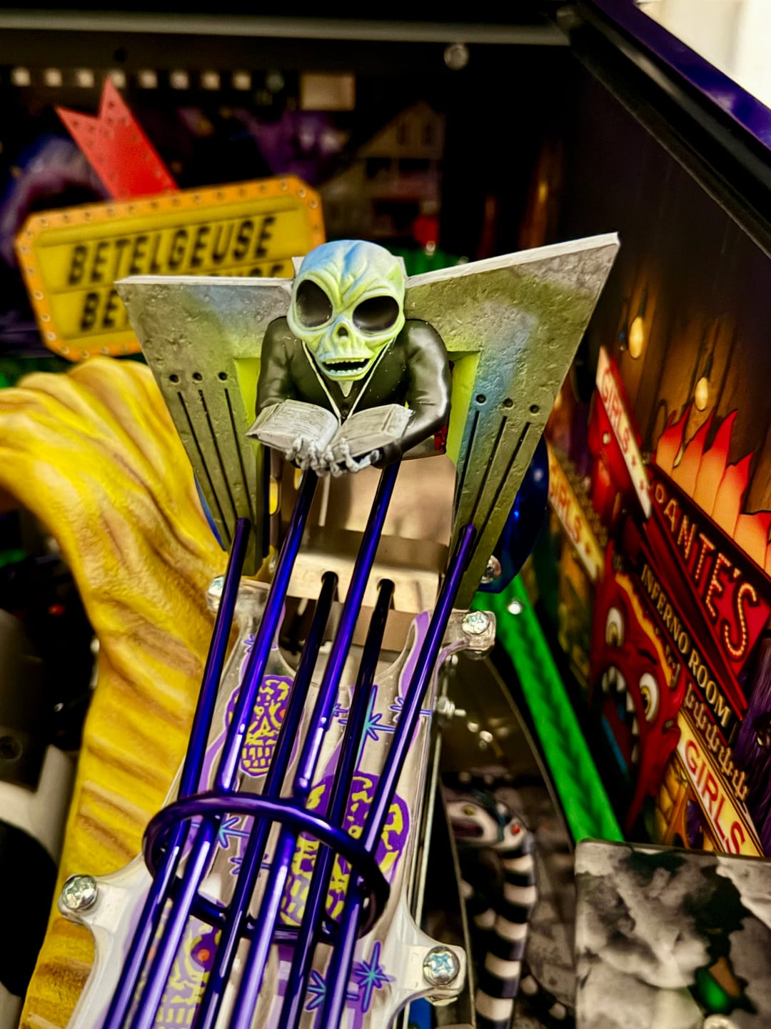 Customer photo review of The WEDDING ARCH and the GHOULISH officiant V2.0 for Beetlejuice by CRCades